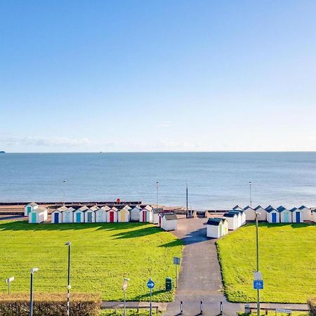 Loveliest Homes Paignton - Sea Front Location With Parking Экстерьер фото