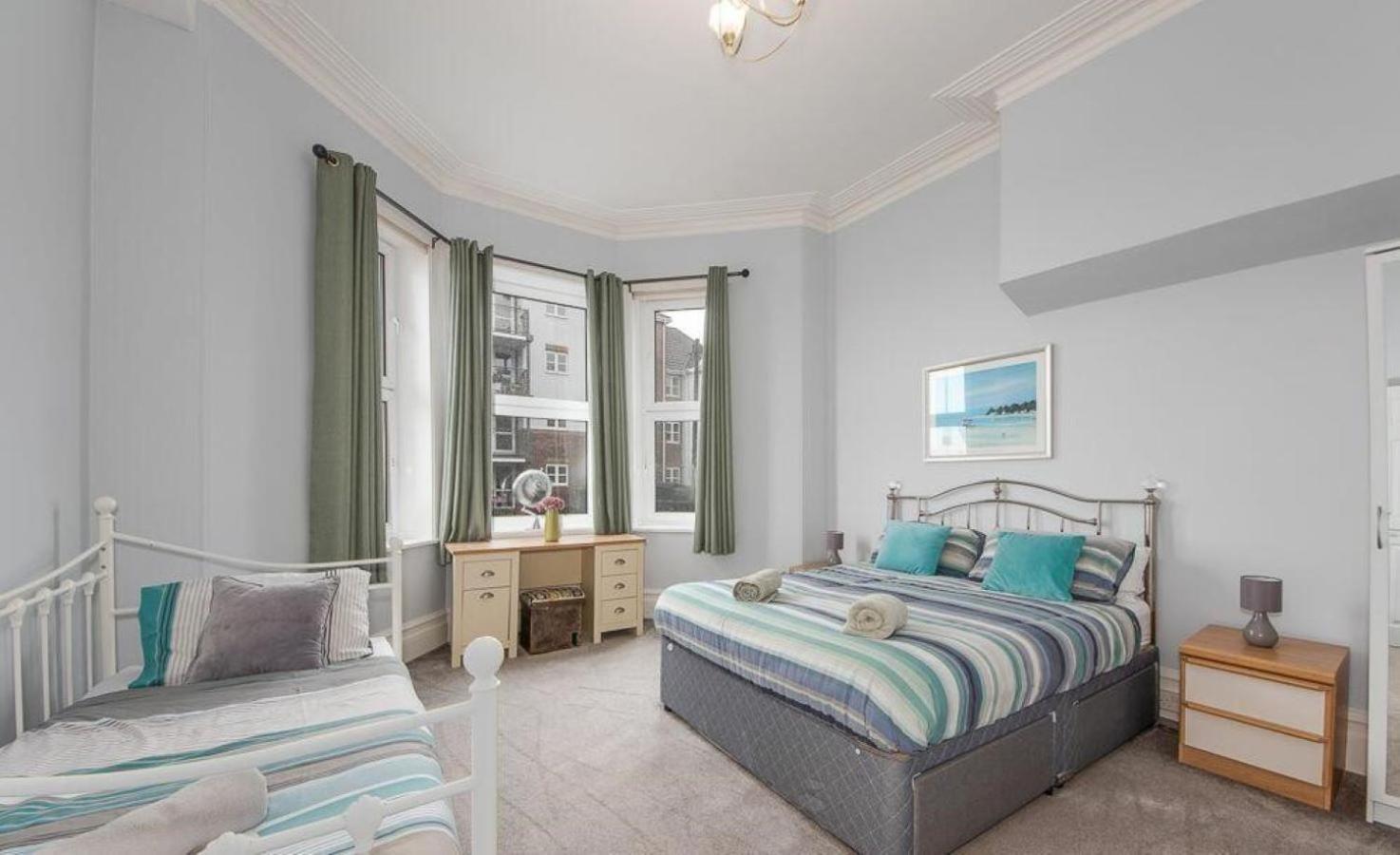 Loveliest Homes Paignton - Sea Front Location With Parking Экстерьер фото